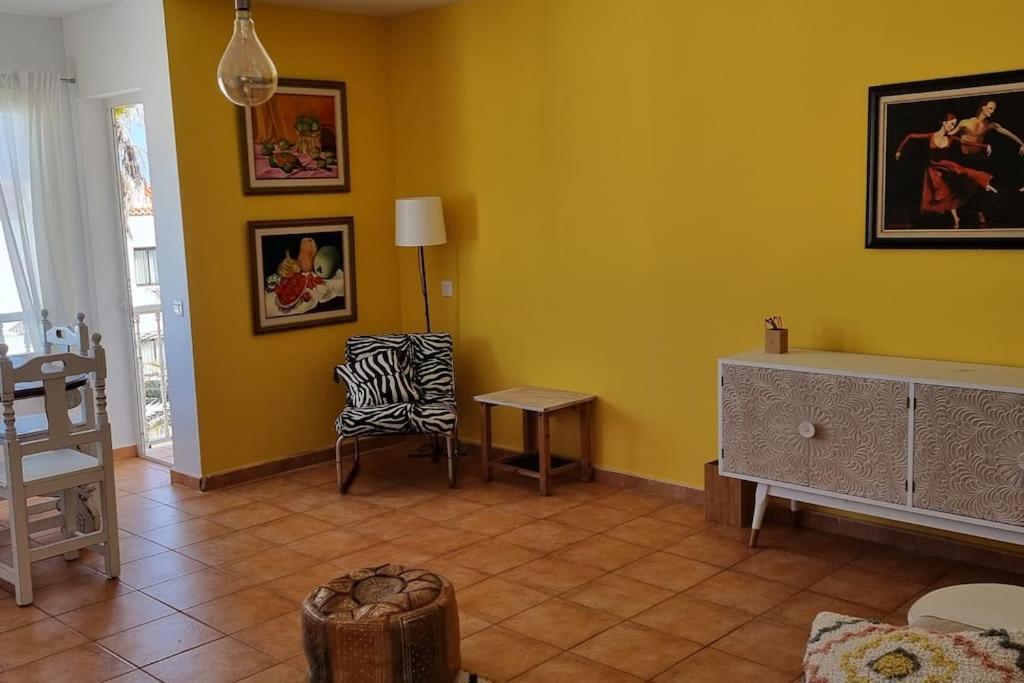 Gilda: Beautiful Spacious Apartment. Seaview From Rooftop Terrace คอร์ราเลโฮ ภายนอก รูปภาพ